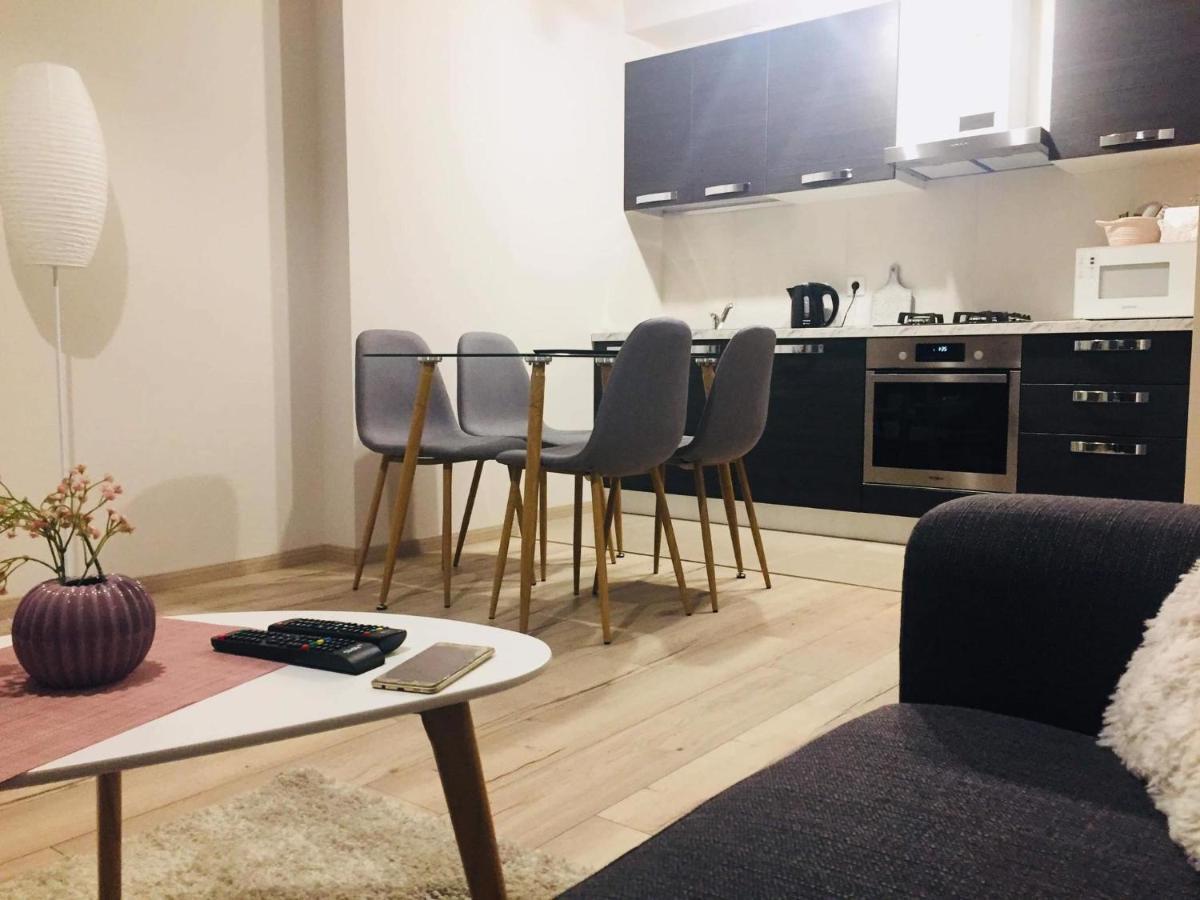 Sol'S M2 White Modern Apartments Tiflis Exterior foto